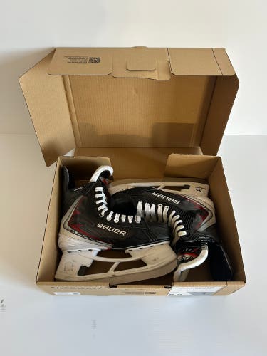 Used Size 8 Fit 1 Senior Bauer Vapor Fly40 Hockey Skates