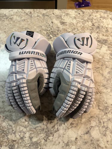 Warrior Evo V Lacrosse Gloves 13"