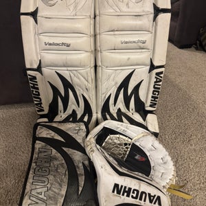 28+1" Vaughn Velocity 7000 Regular Goalie Full Set (Used)