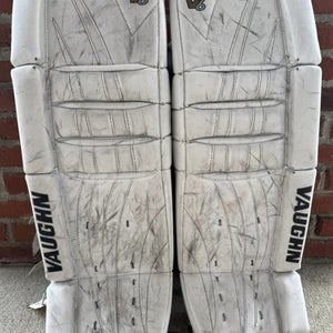 Vaughn Velocity V6 Goalie Leg Pads | Size Junior 28"