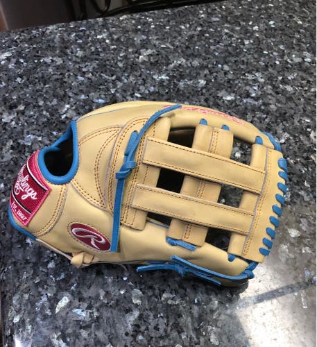 2025 Rawlings Heart of the Hide RH Outfield Baseball Glove 12.75" (New)