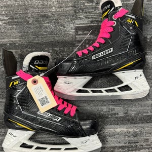 Bauer Supreme M1 Hockey Skates | Size 3.0 Junior Regular