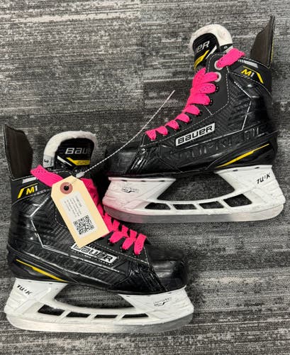Bauer Supreme M1 Hockey Skates | Size 3.0 Junior Regular
