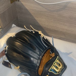 2025 Wilson Staff RH Infield Baseball Glove 11.75" (New)