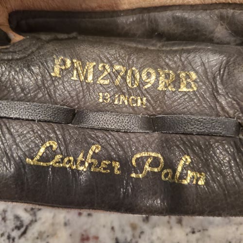 Rawlings RH Softball Glove 13" (Used)