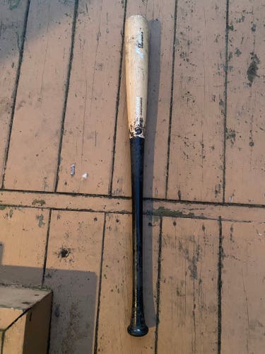 DeMarini D243 Pro Maple BBCOR Certified Bat (-3) 28 oz 31" (Used)