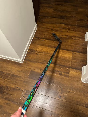 Intermediate Bauer Twitch Left Hand Hockey Stick 55 Flex (Used)