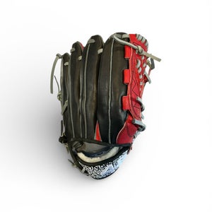 Used 44 PRO SIGNATURE SERIES BB/SB Glove RH Throw White/Black/Red 12" 11873-S000228263