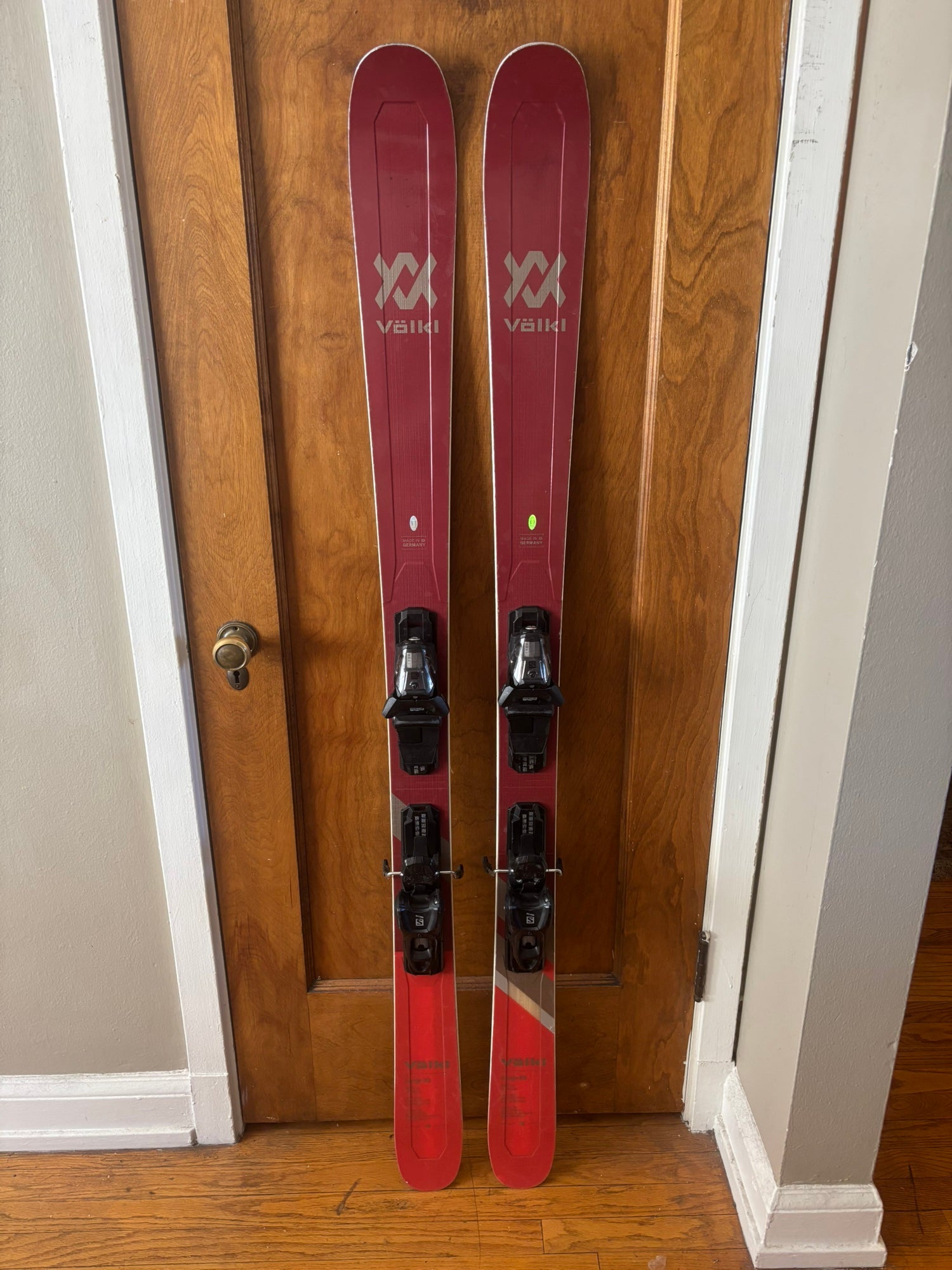 Volkl Kenja 163cm with Adjustable Tyrolia Attack 11 Bindings 