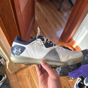Men's Size M 10.5 (W 11.5) Under Armour Golf Shoes (Used)