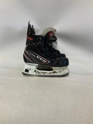 Used CCM JETSPEED VIBE Junior Hockey Skate Junior 01.5 11823-S000036399