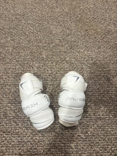 Medium Adult Maverik M6 Arm Pads (Used)
