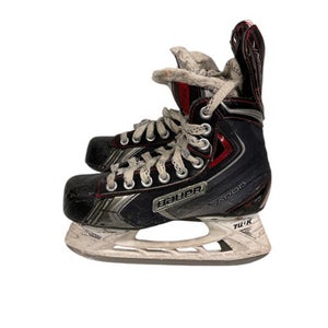 Used Bauer VAPOR Intermediate Hockey Skate Intermediate 3.5 11847-S000031757