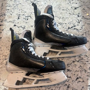 Pro Stock Bauer Vapor Hyperlite 2 Hockey Skates Wide Width 10.5 Fit 3