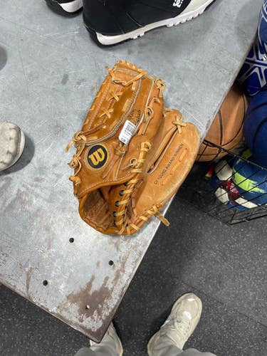 Used Wilson BRUCE SUTTON BB/SB Glove RH Throw Brown 11 1/2" 11337-S000476271