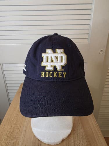 Notre Dame Fighting Irish Hockey Under Armour Strapback Hat NCAA