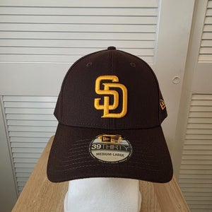 NWT San Diego Padres New Era 39thirty M/L MLB