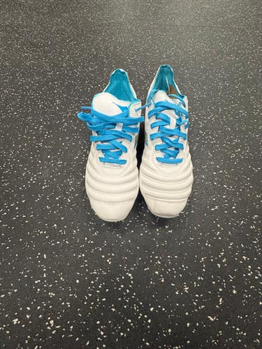 Used Diadora Soccer Cleats White Senior 8 11849-S000034495