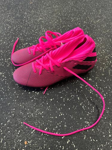 Used Adidas Soccer Cleats Pink Senior 6 11849-S000034489