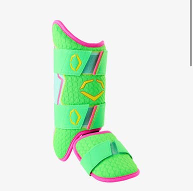 New X-SRZ MELON LEG GUARD RHH 11834-ESHWB5780801RHH