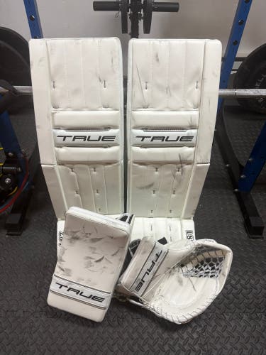 33" 2025 True L87 Regular Goalie Full Set Pro Stock (Used)