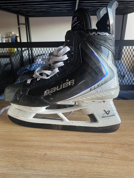 2025 Bauer Vapor Flylite Hockey Skates 8.5 (Used)