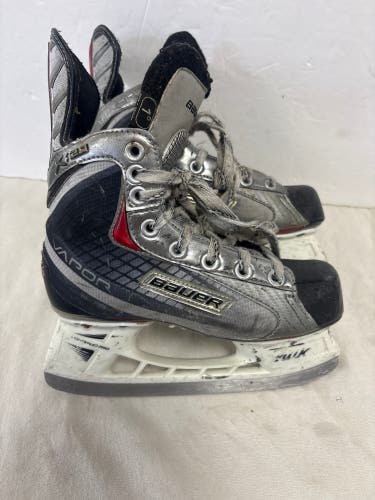 Bauer Vapor X:20 Hockey Skates Regular Width Size 1 (Used)
