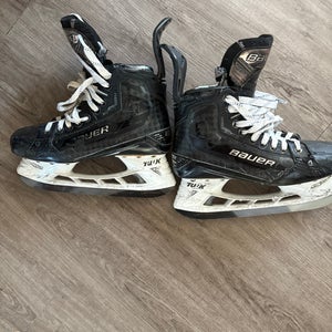 2022 Bauer Supreme Mach Hockey Skates 7.5 (Used)