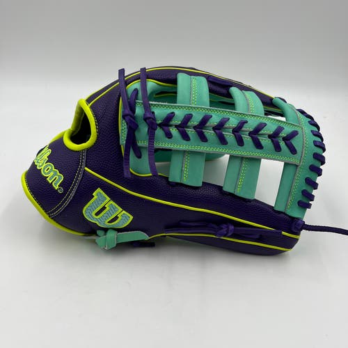 Wilson A2000 1810 12.75 Outfield Baseball Glove