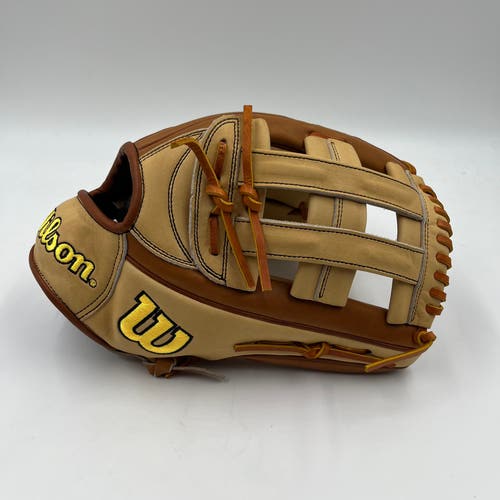 Wilson A2000 1777 12.75 Outfield Baseball Glove
