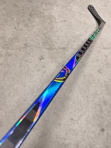 82 Flex P92 Senior Bauer Proto 2 Left Hand Hockey Stick Pro Stock NHL (Used)