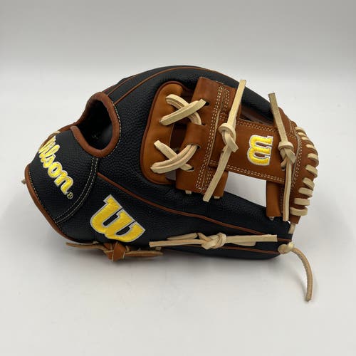 Wilson A2000 1975 11.75 Infield Baseball Glove