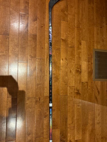 Senior True Catalyst 9X3 Left Hand Hockey Stick P28 85 Flex Pro Stock (New)