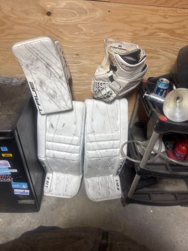 34" 2021 True L12.2 Regular Goalie Full Set (Used)