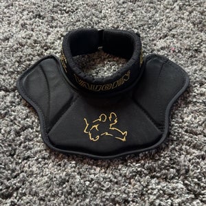 Vaughn VPC-7000 Neck & Clavicle Protector | senior