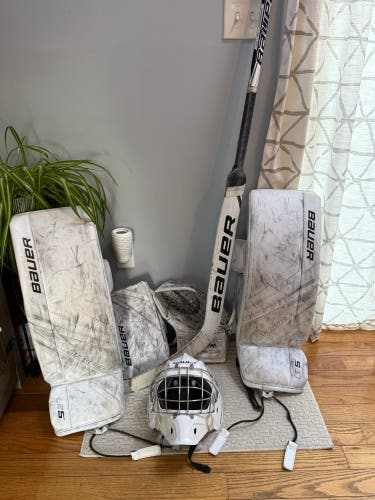 32" Bauer Supreme S27 Regular Goalie Full Set (Used)