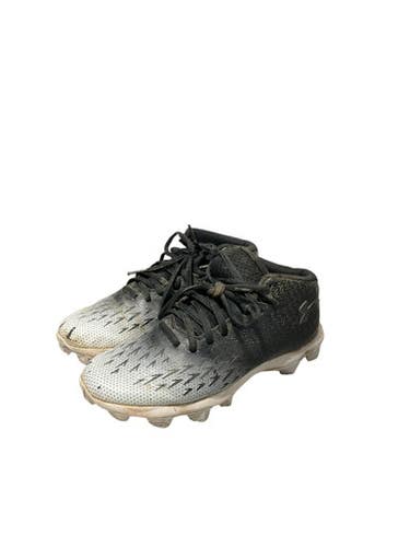Used Under Armour BLK/WHT CLEATS BB/SB Cleats Black Junior 03.5 11834-S000043728