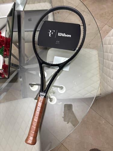 Adult Wilson Federer Tennis Racquet (New)