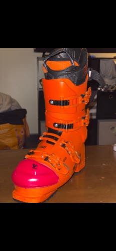 Mondo 27 & 27.5 Tecnica Mach 1 130 LV Ski Boots Stiff Flex (Used)