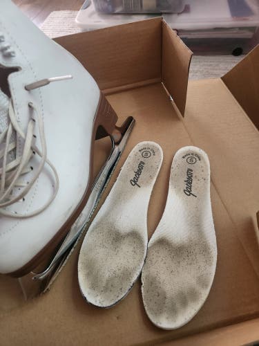 Jackson Ultima Figure Skates C Adult 5 (Used)