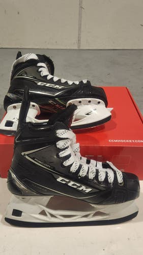 CCM Ribcor 80K hockey skates Size 5
