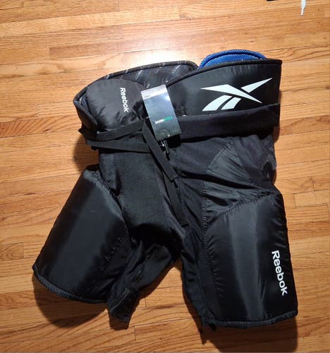 Senior Small Reebok 5k black Hockey Pants (New)