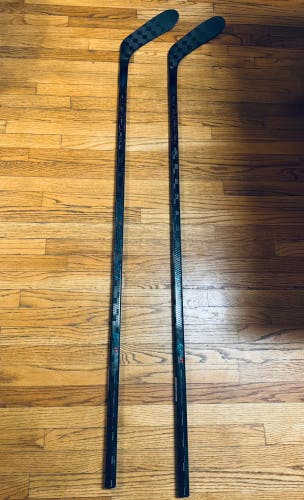 Senior CCM Vizion Right Handed Hockey Stick P28+1/4 85 Flex (New)