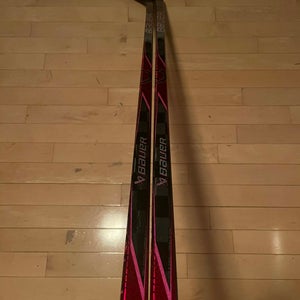 New 2 PACK Intermediate Bauer Red Proto2 P28 55 Flex Left Handed Hockey Sticks