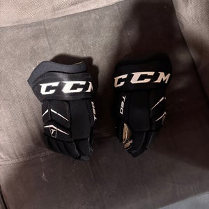 CCM Gloves 10" (Used)
