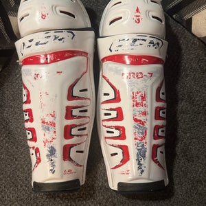 Senior CCM 16" Shin Pads (Used)