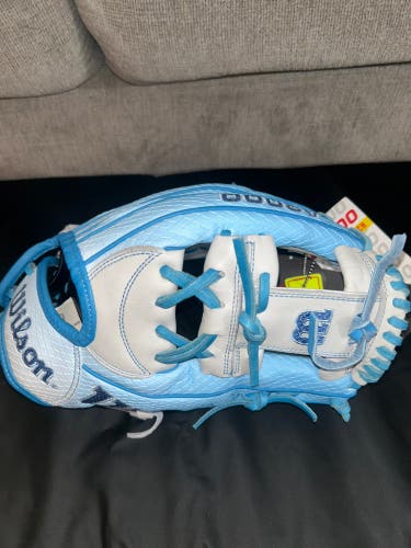 2025 Wilson A2000 RH Baseball Glove 12" H12SS (New)