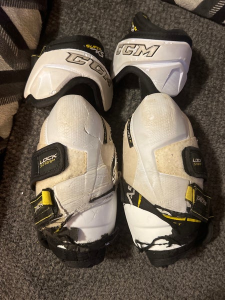 Senior Large CCM Super Tacks Elbow Pads (Used)