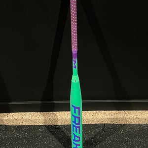 2025 Miken Freak Maxload Composite Bat (-6) 28 oz 34" (Used)