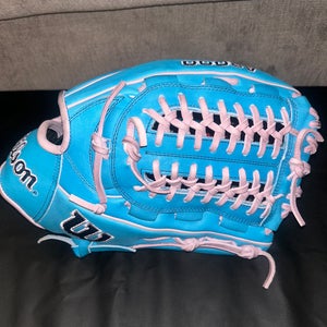 2025 Wilson A2000 D25 Softball Glove 12.5" RHT (New)